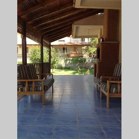 Family House - Pool And Beach Kaziklibucak